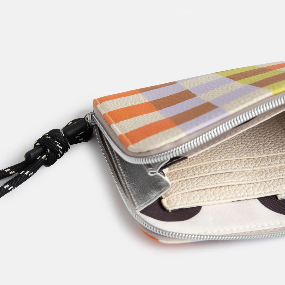 Multi Check Travel Pouch - Image 2