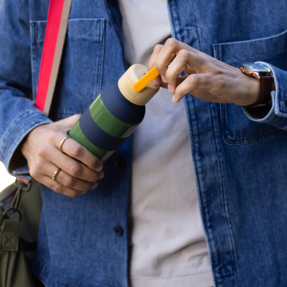 Navy/Khaki Stripe Metal Water Bottle 500ml - Image 2